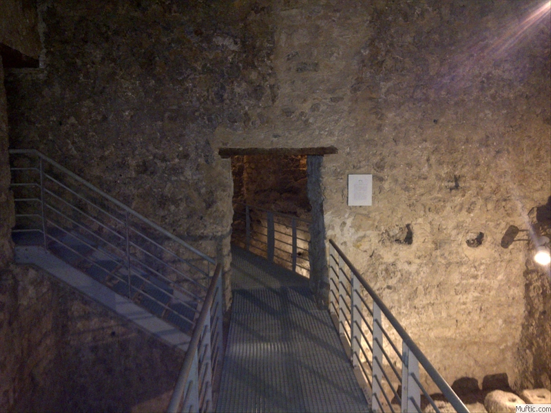 Old Bridge's foundations