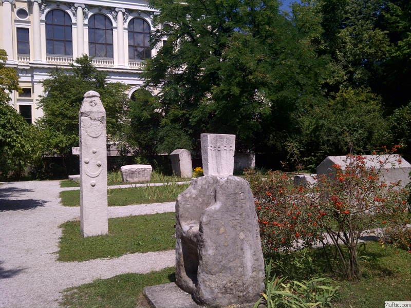 STECAK: monumental medieval tombstone